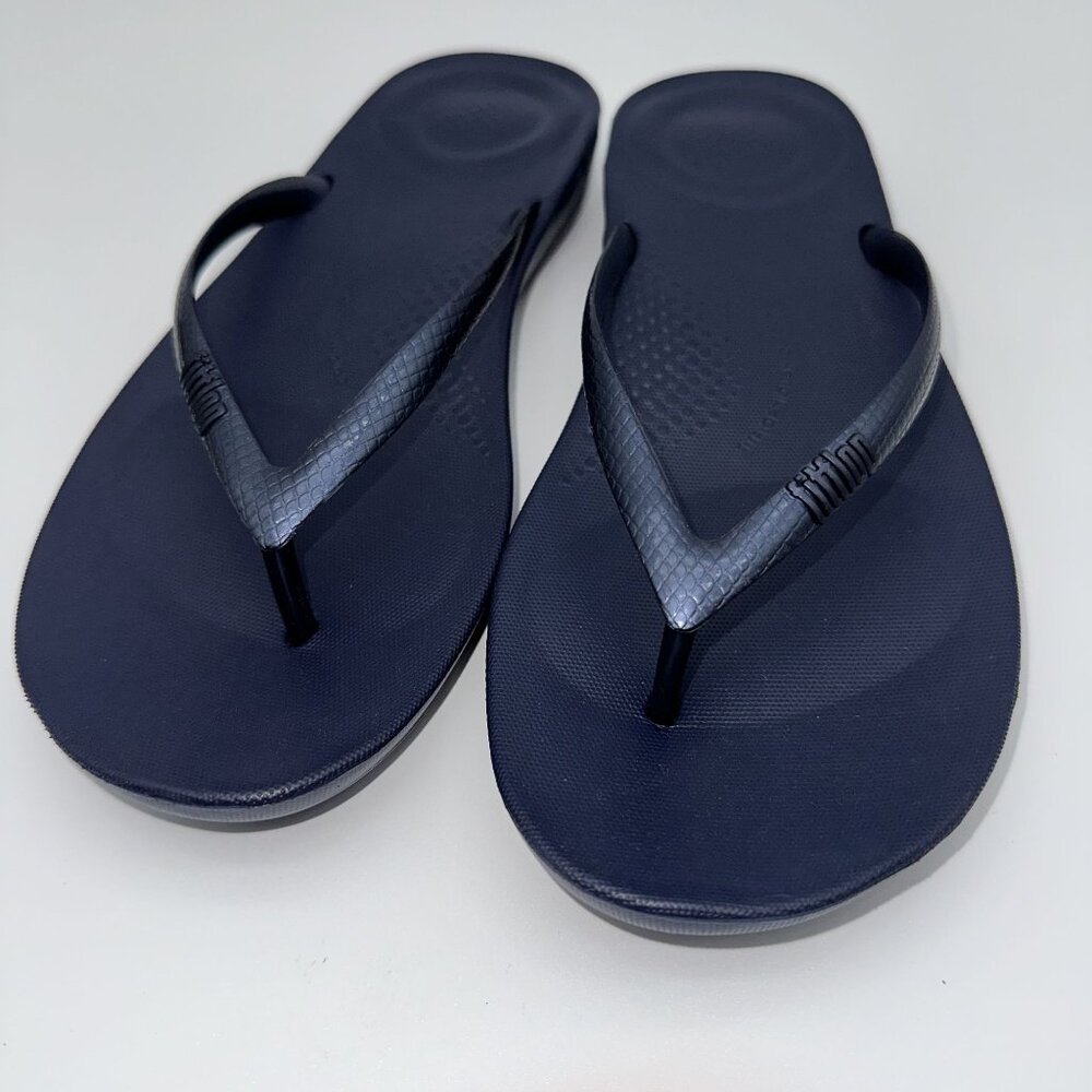 NEW FitFlop IQushion Ergonomic Comfort Navy Blue Flip Flops Women's Size US 9